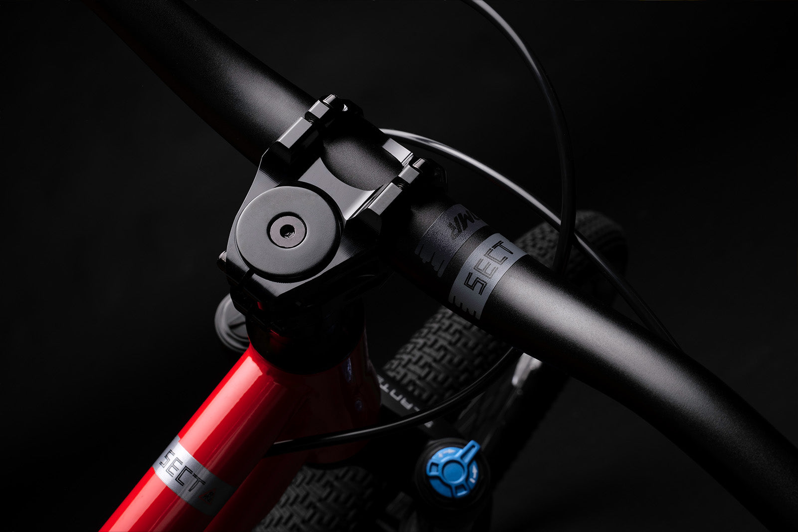 DMR Sect Pro Bike Red