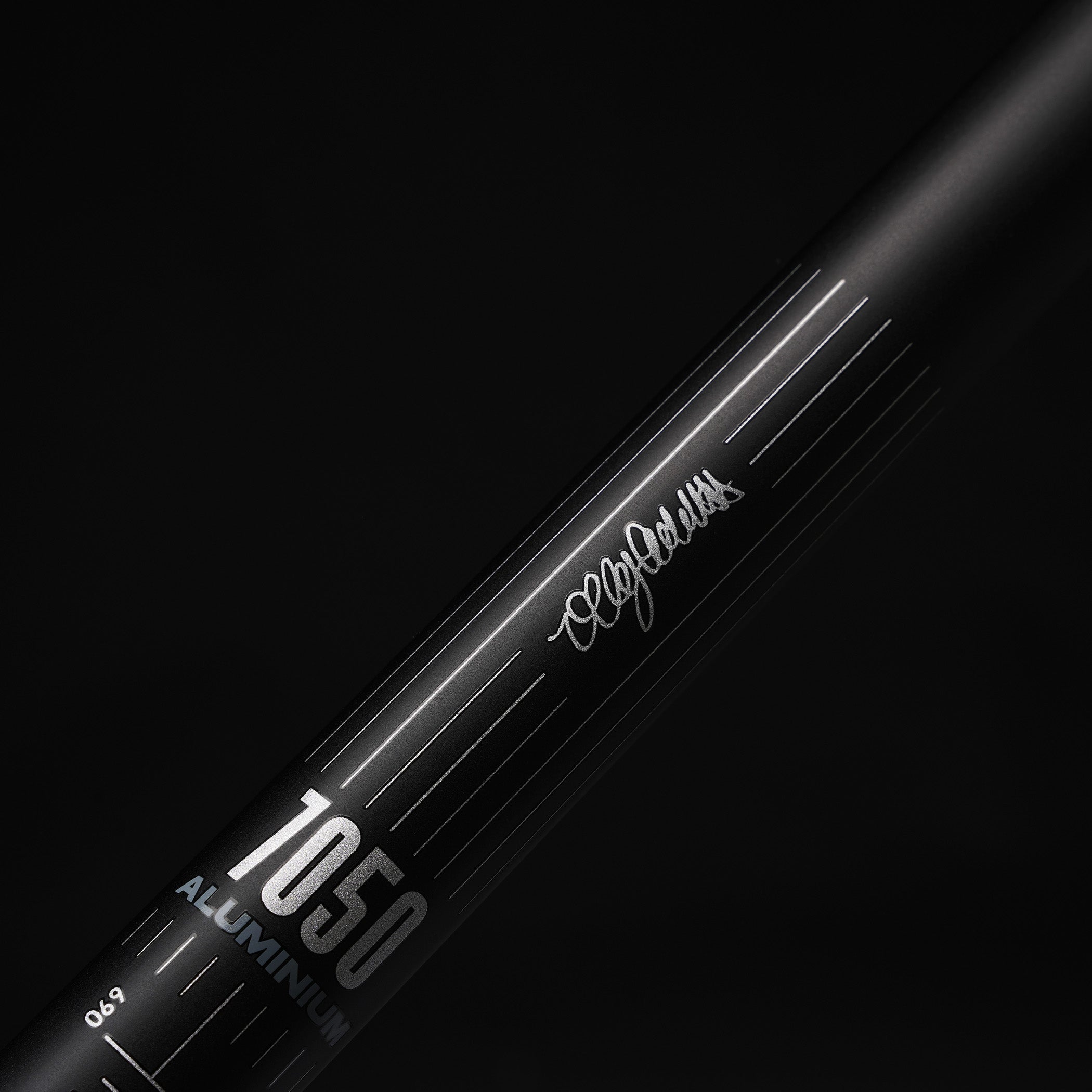 DMR ODUB signature handlebar in 65mm rise