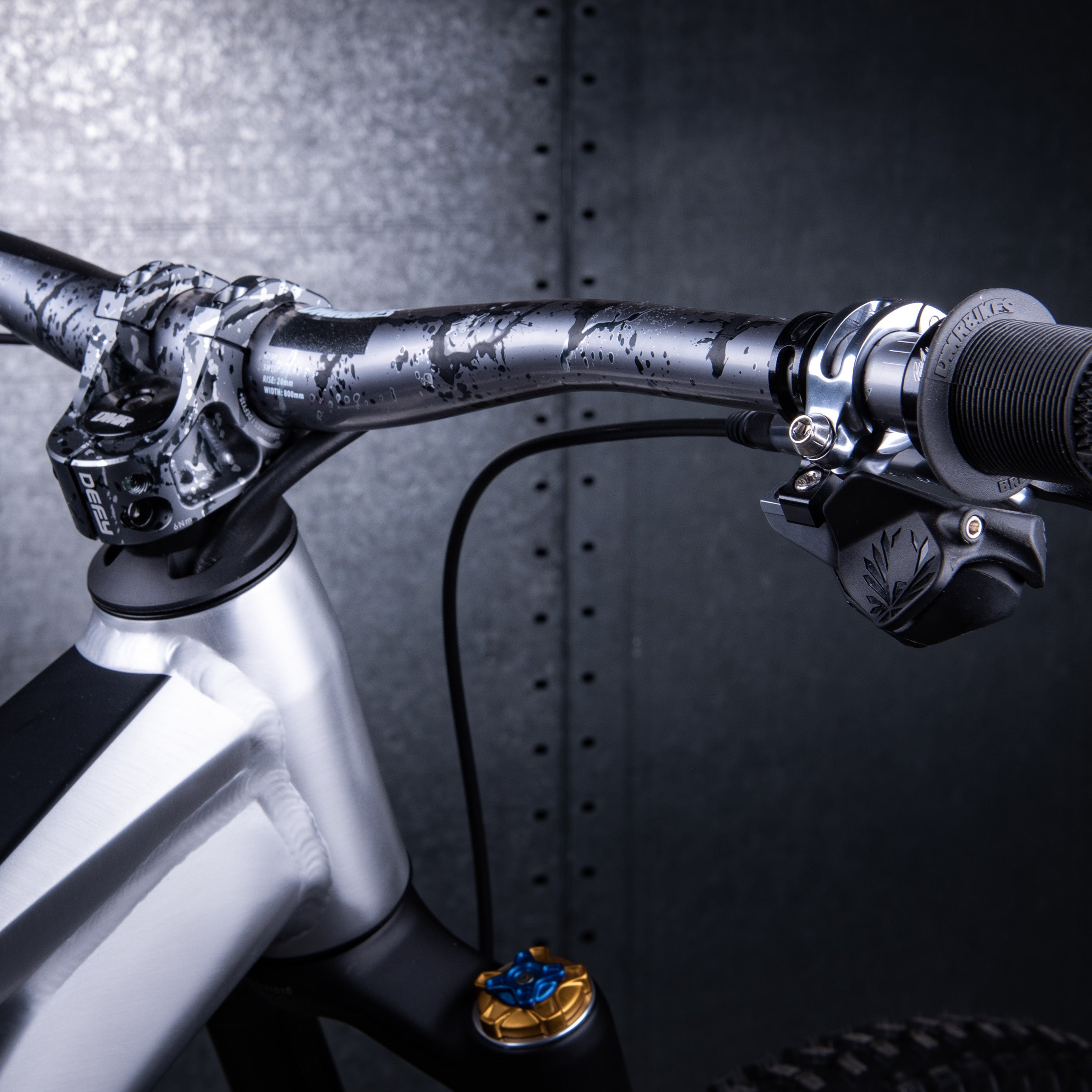 DMR Wingbar SE Handlebar Grey Camo 35mm 20mm