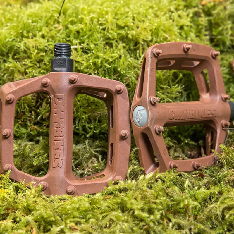 DMR V6 Pedal Brown