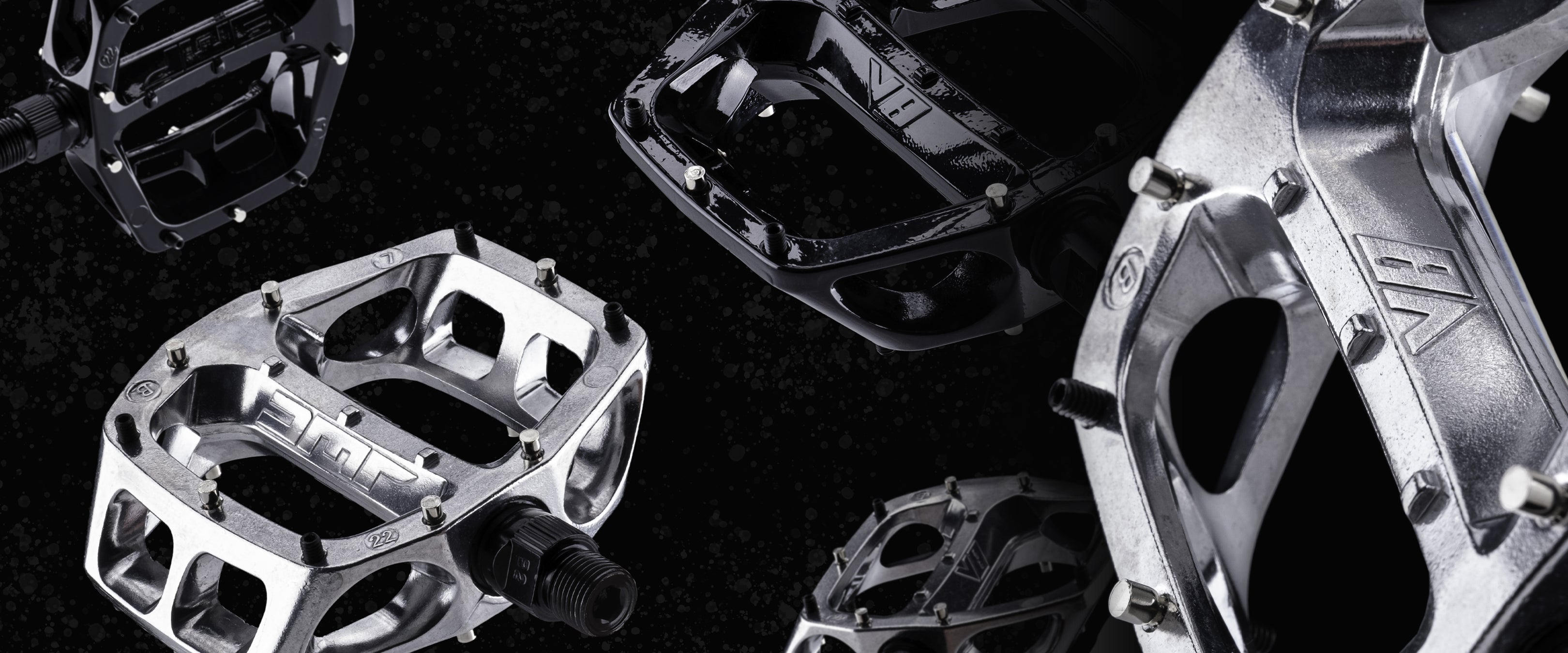 DMR V8 Classic Pedal Black and Silver