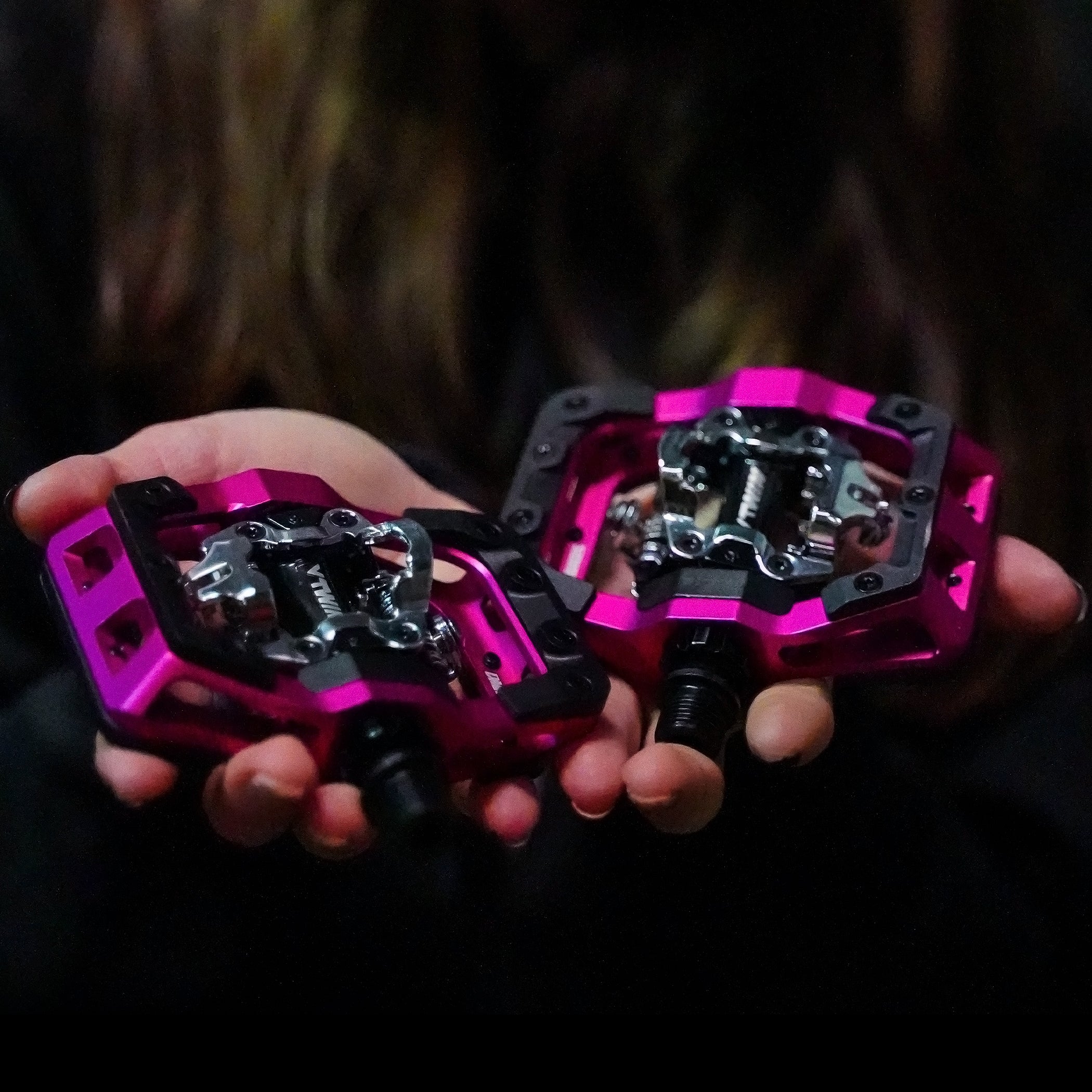 DMR V-Twin Magenta
