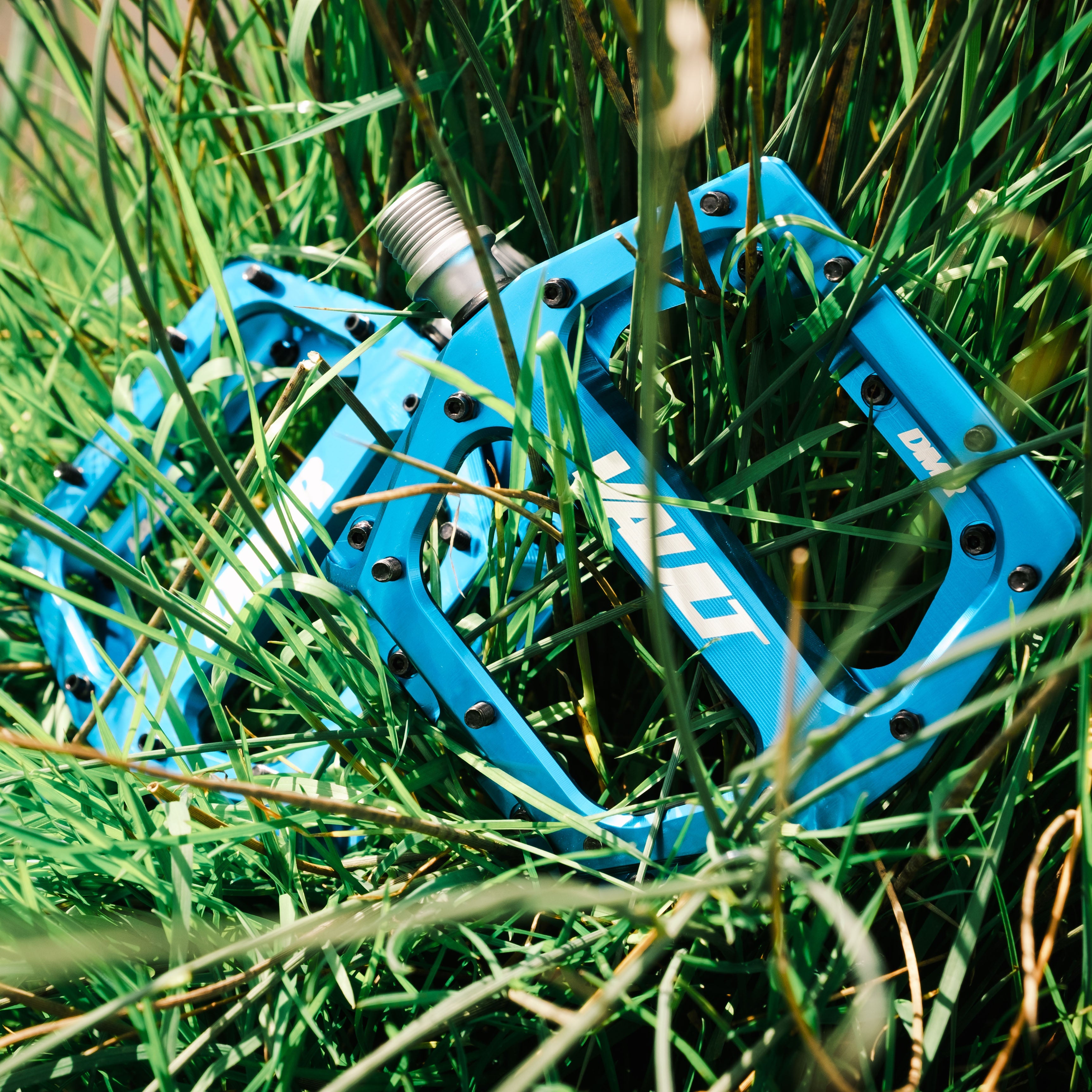 DMR Vault Pedal Blue