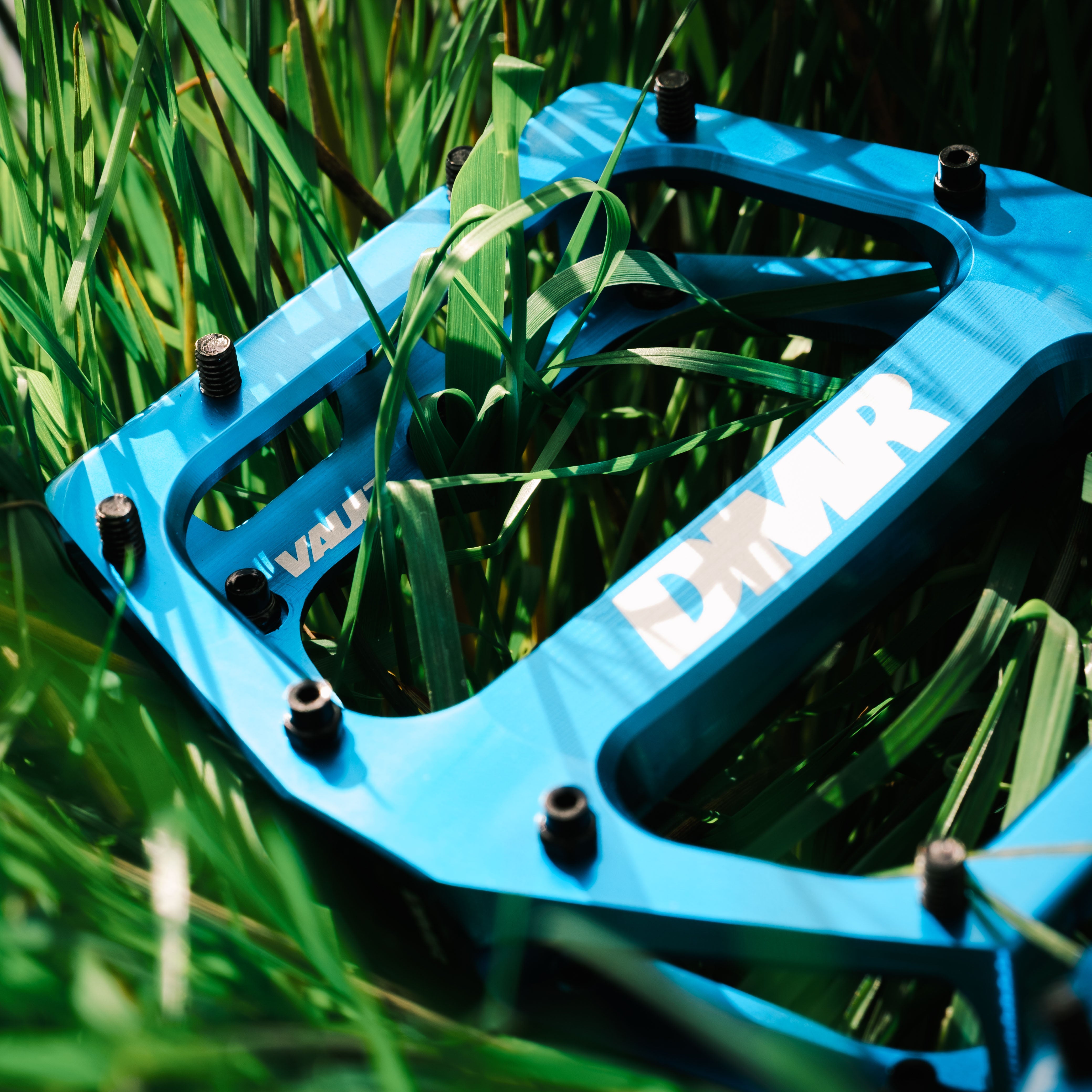 DMR Vault Pedal Blue