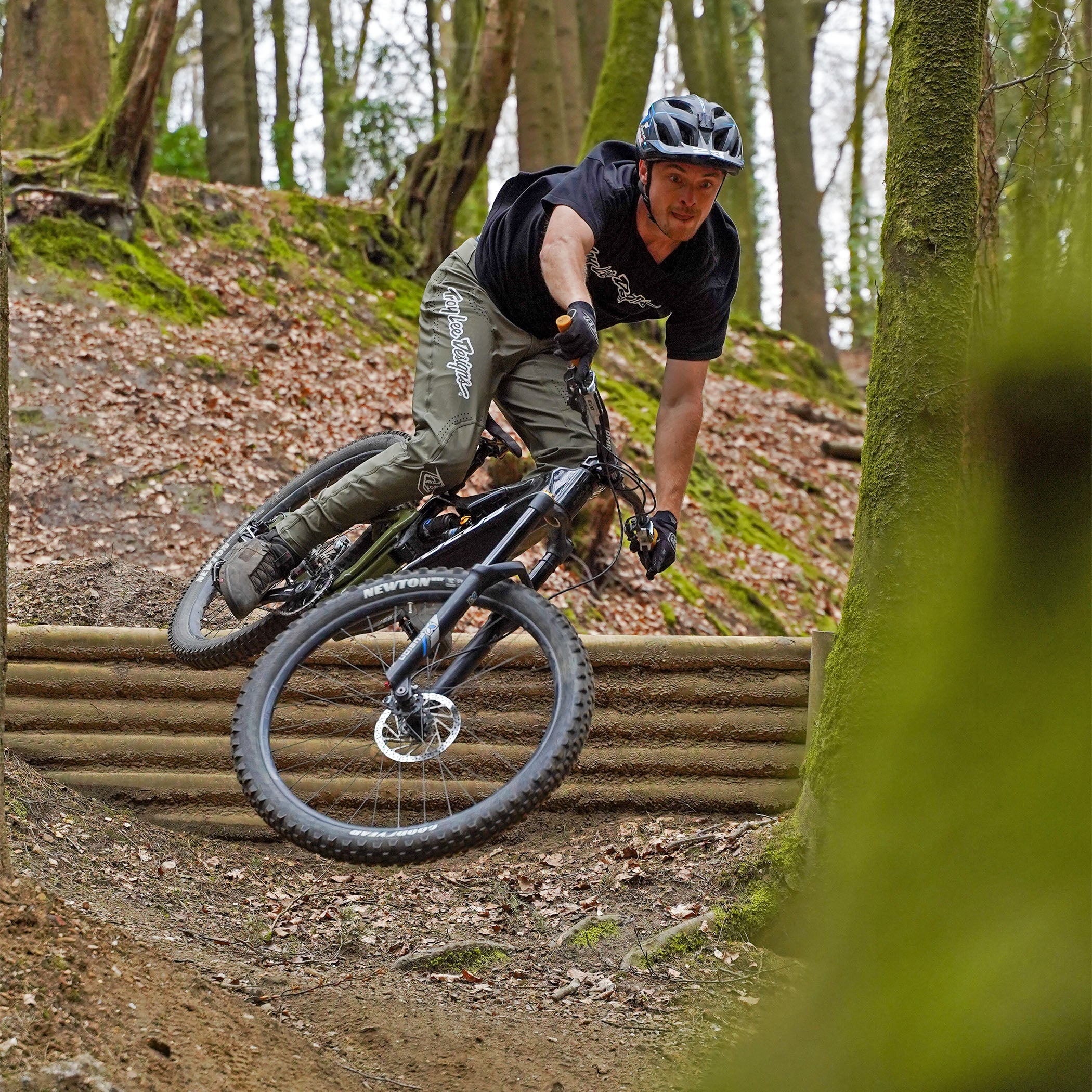 DMR Rider Olly Wilkins ODUB riding a bike