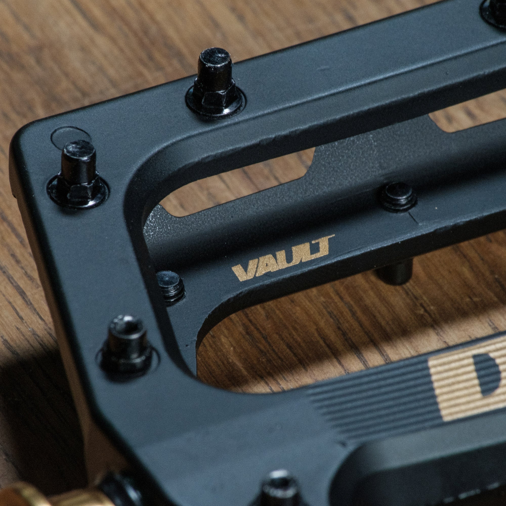 DMR Vault SL Mag Pedal Black
