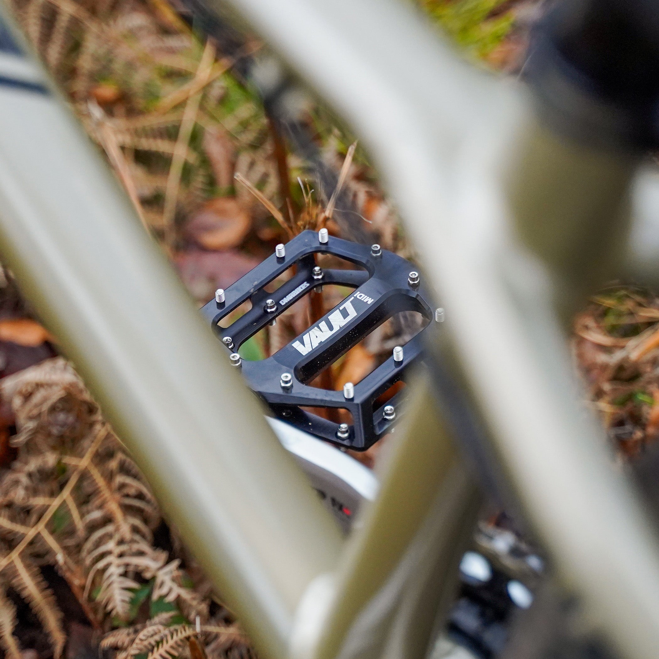 DMR Vault Midi Pedal Black