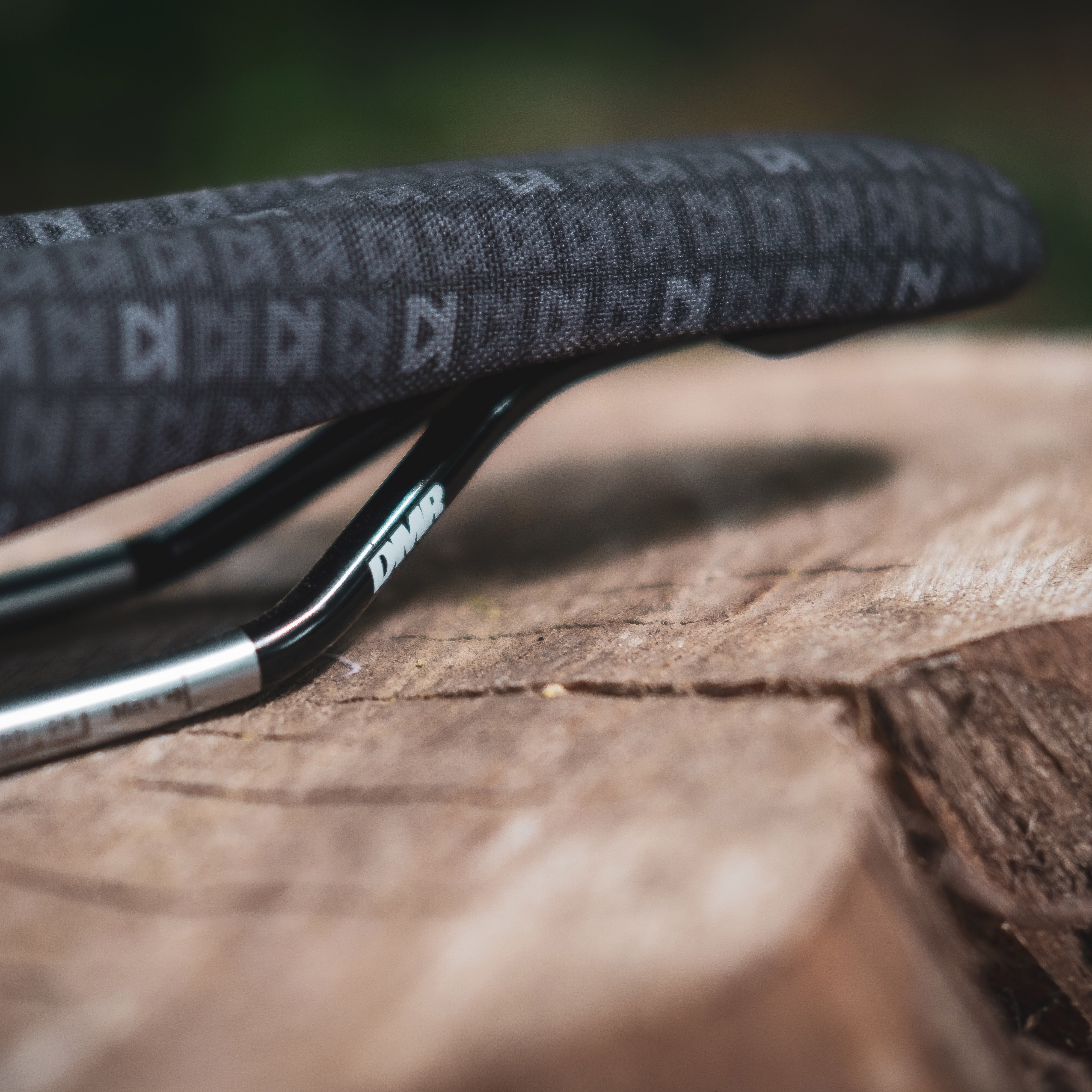 DMR 25 Year Saddle Grey