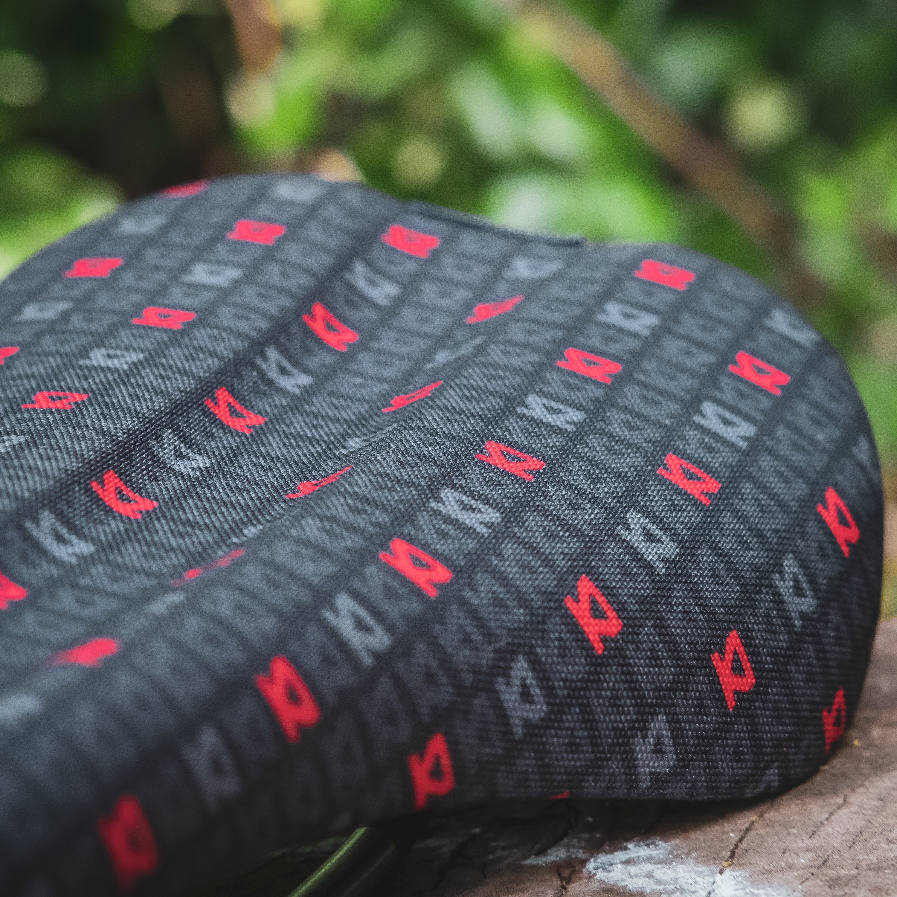 DMR 25 Year Saddle Red