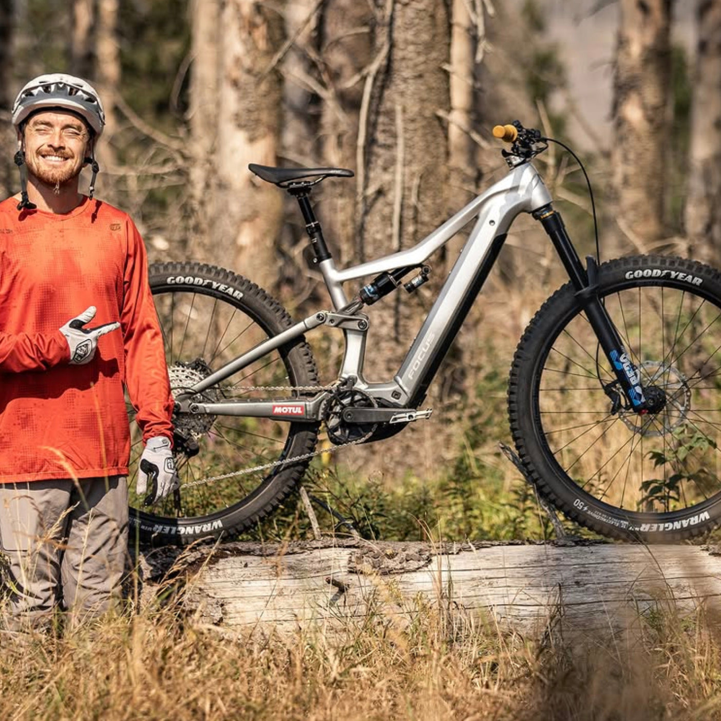 DMR Riders Olly Wilkins Standing next to his Focus Bike