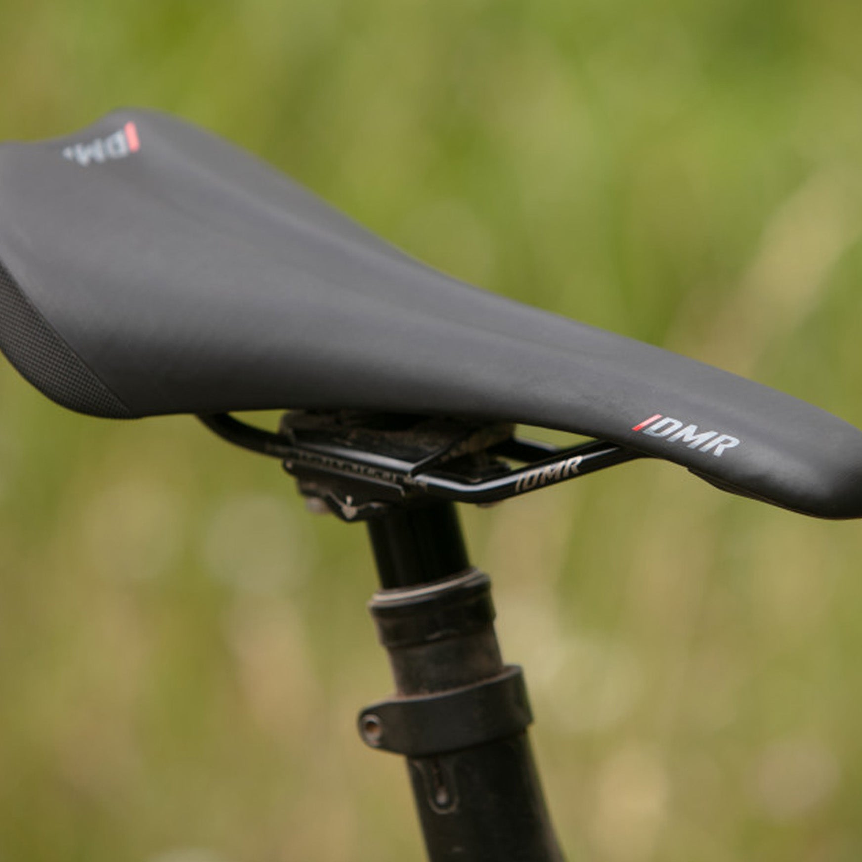 DMR Stage 2 Saddle Black