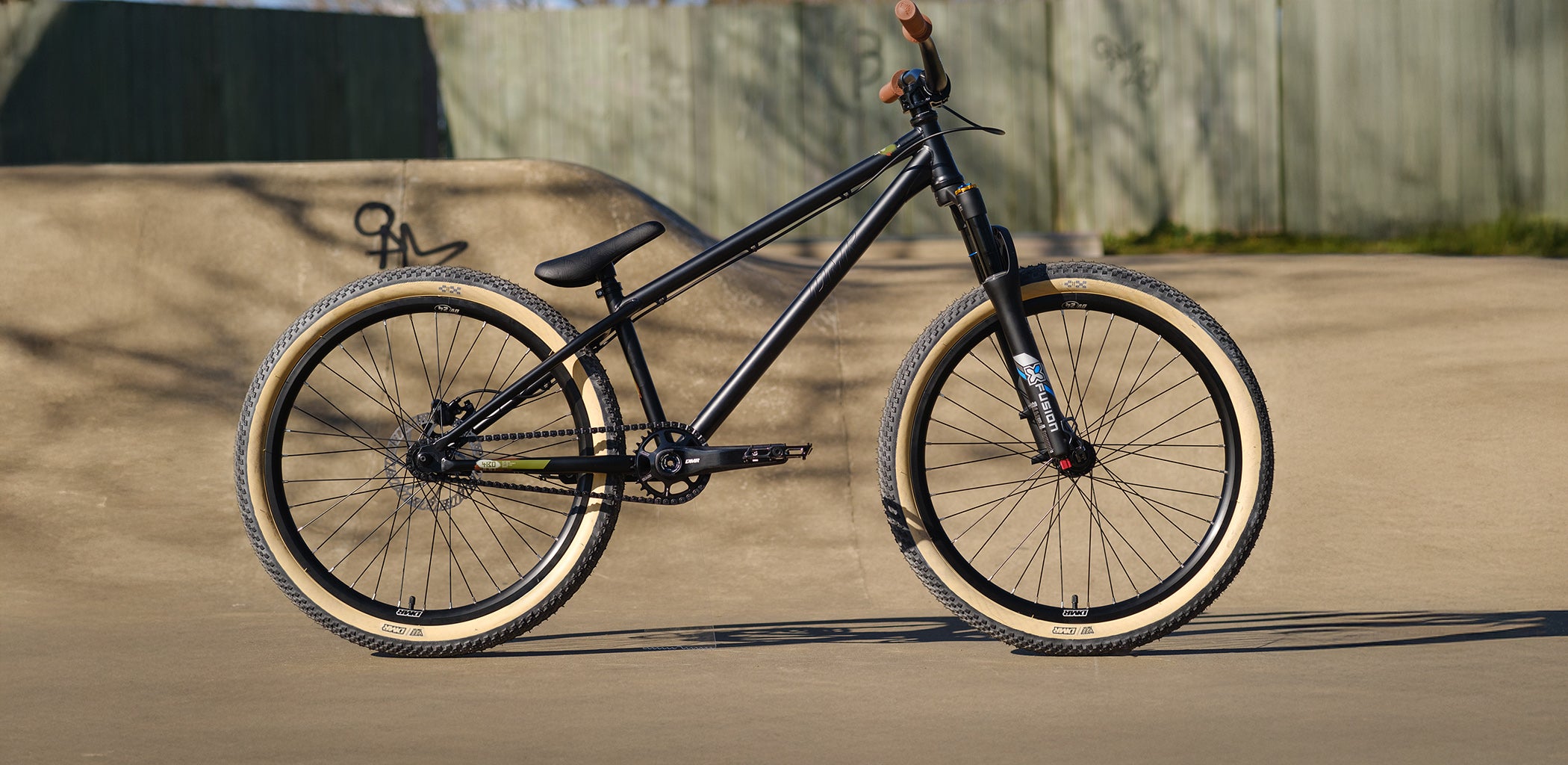 DMR Custom Sect 24" Bike