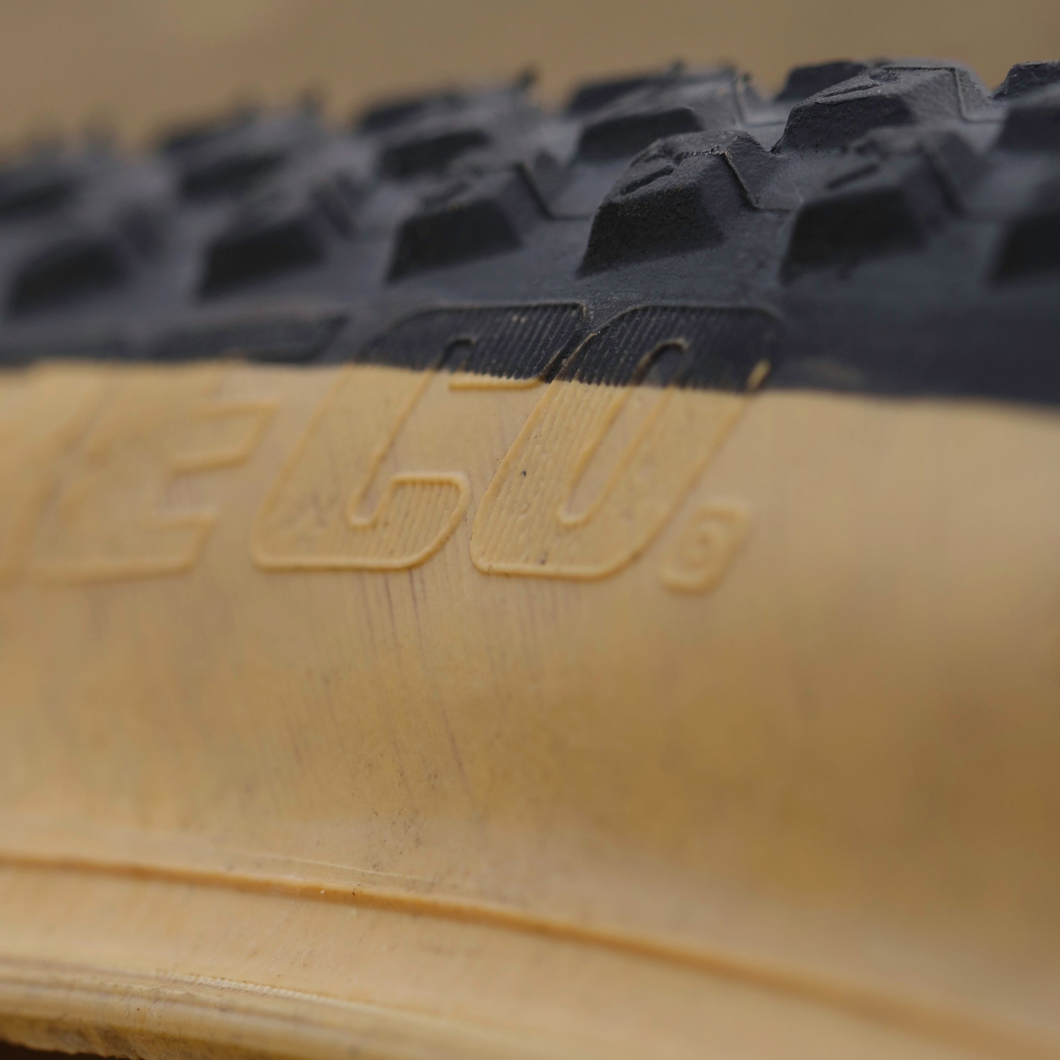 DMR  DJ - 24" Dirt Jump & Street Tyre