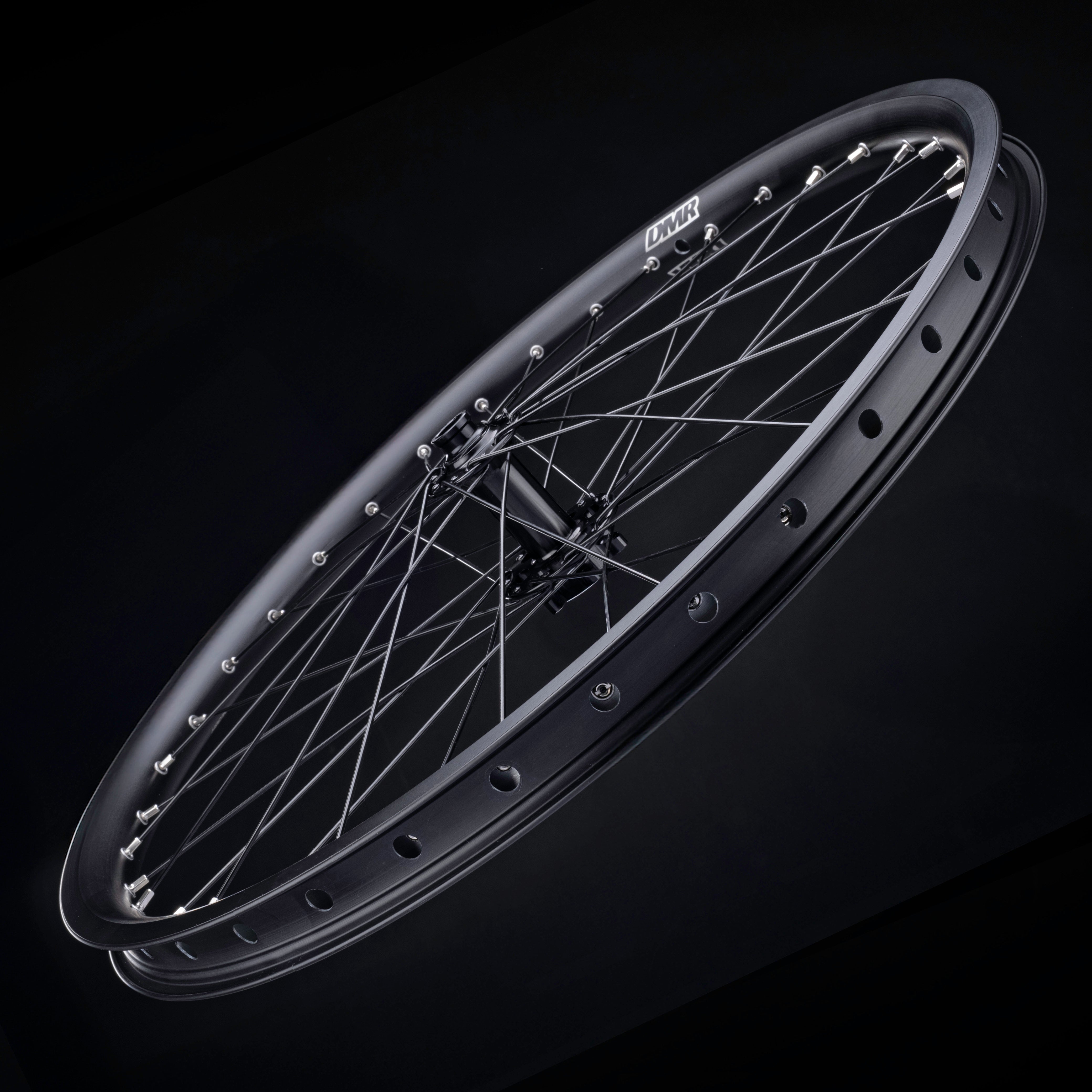 DMR Colt Front Wheel 15mm Disc 24"