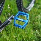 DMR Vault Flat Pedal Blue