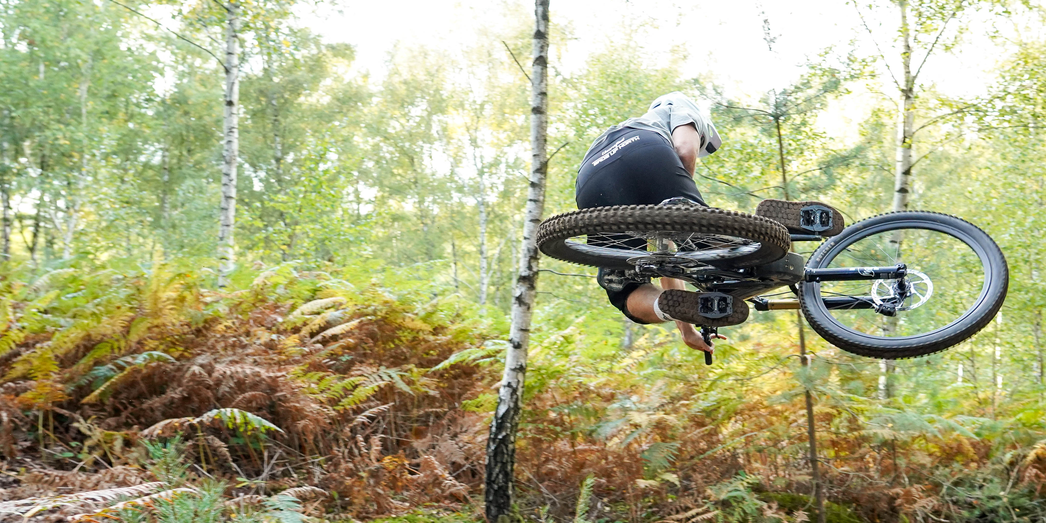 DMR VMAX PEDAL CLIPLESS