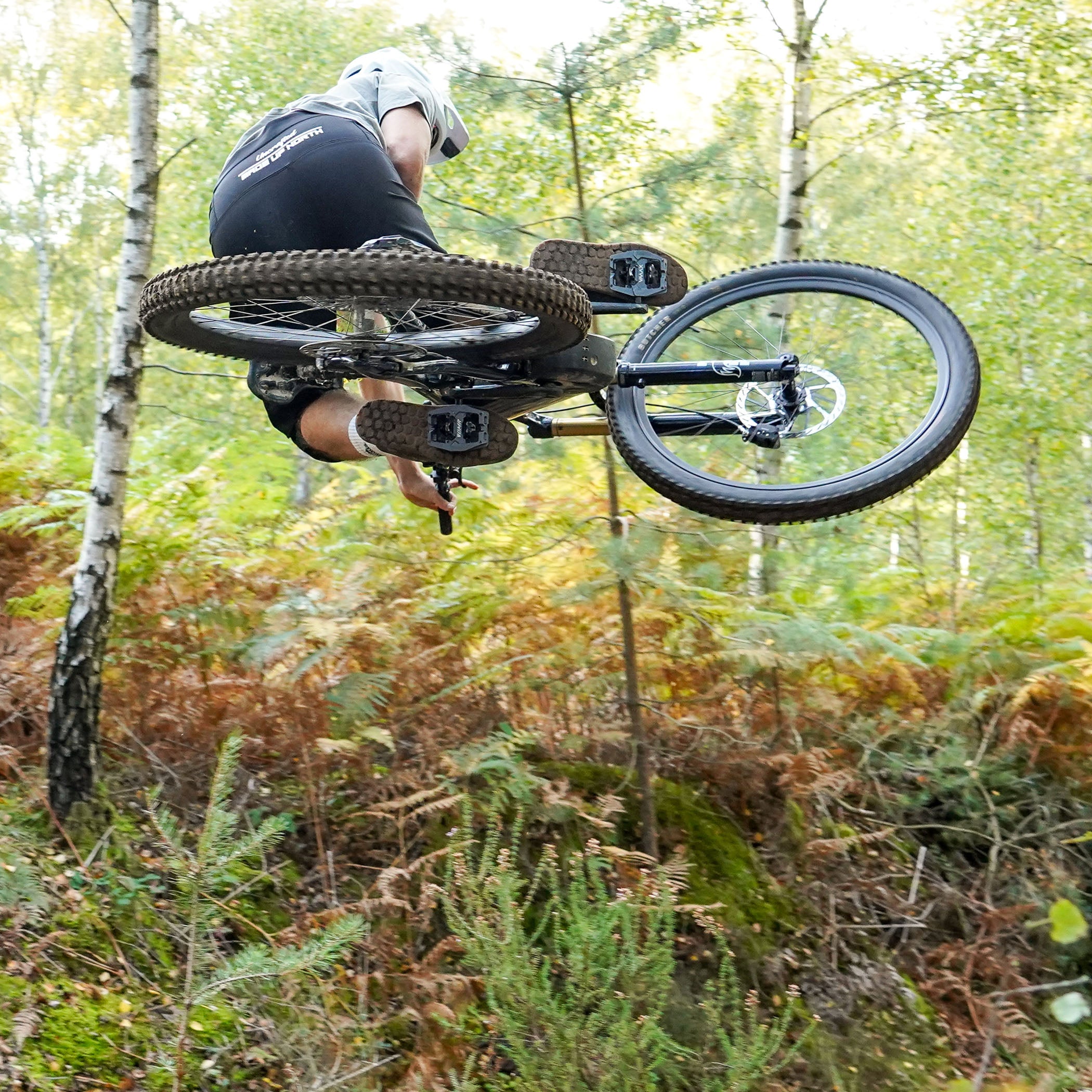 DMR VMAX PEDAL CLIPLESS
