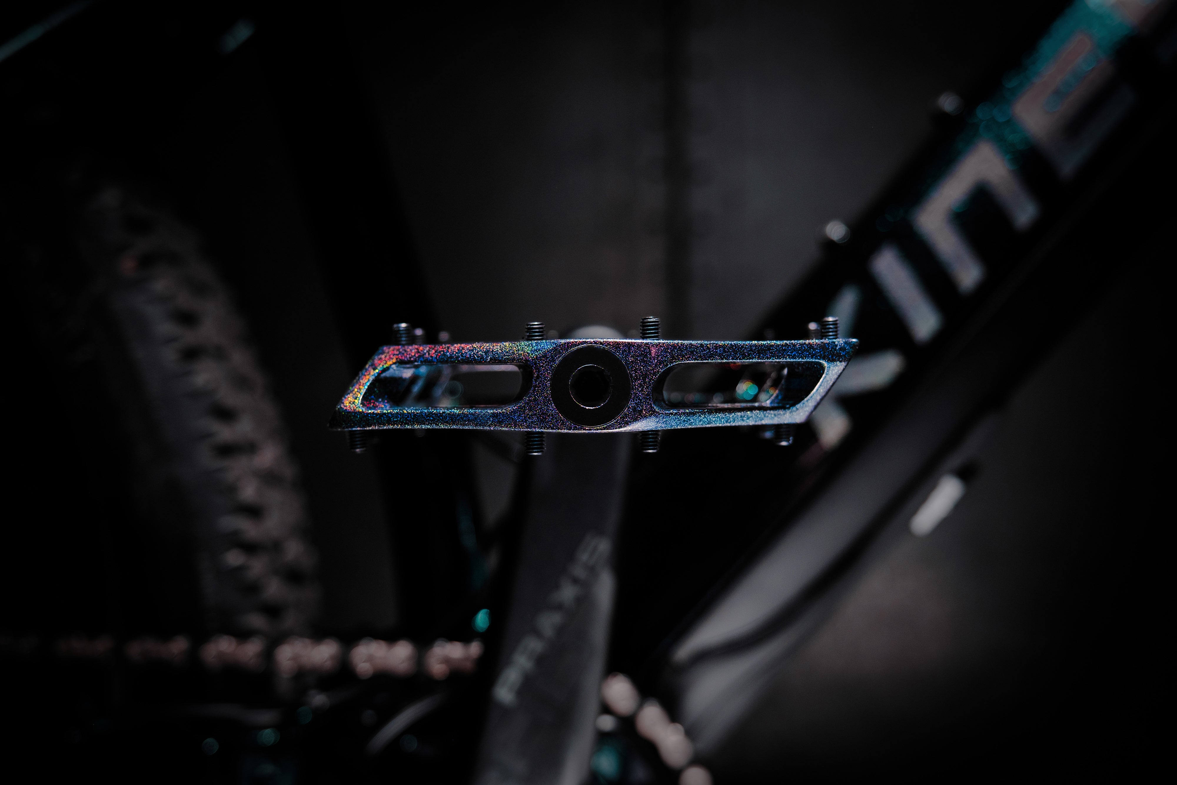 DMR V12 SE Pedal Galaxy