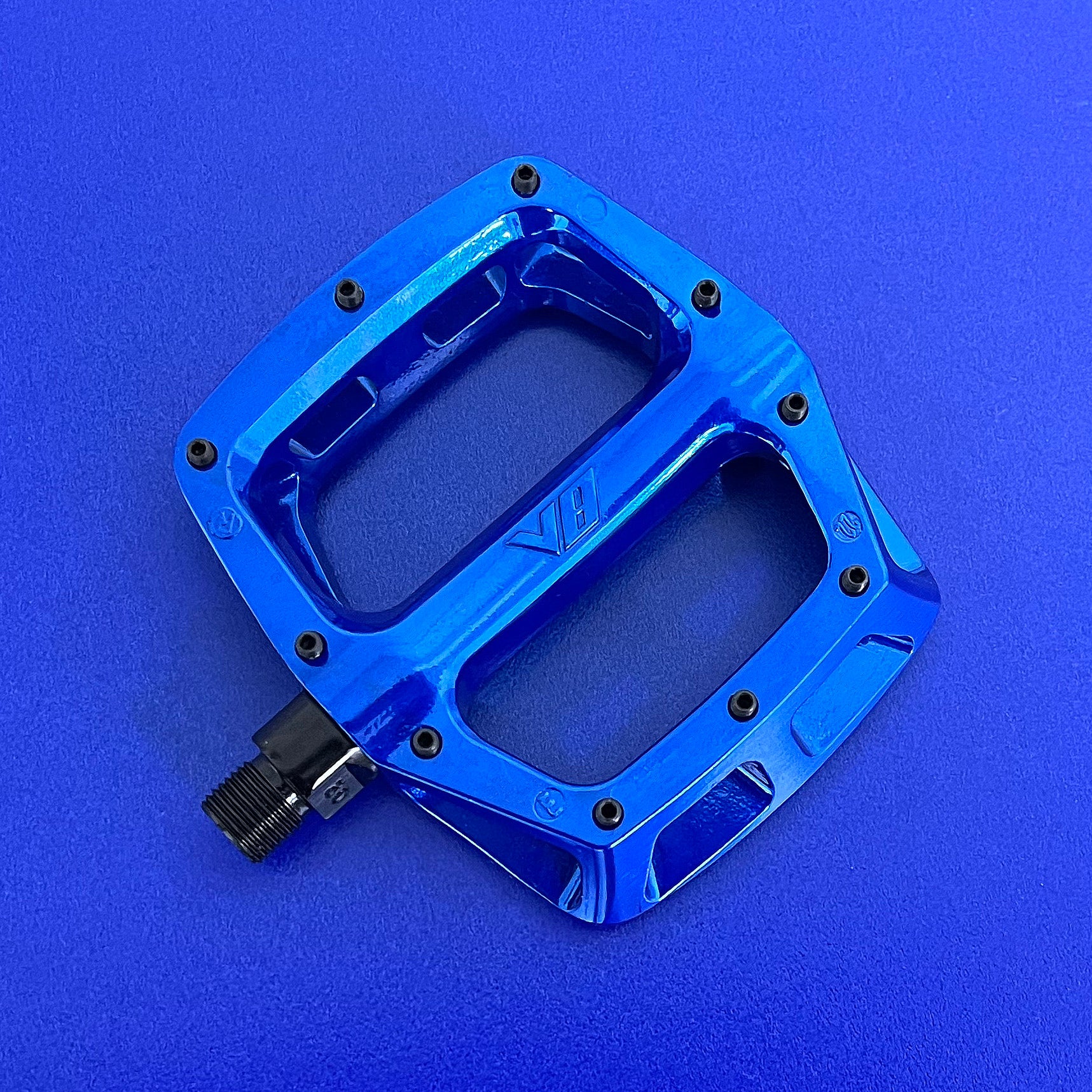 DMR V8 Pedals – DMR Bikes
