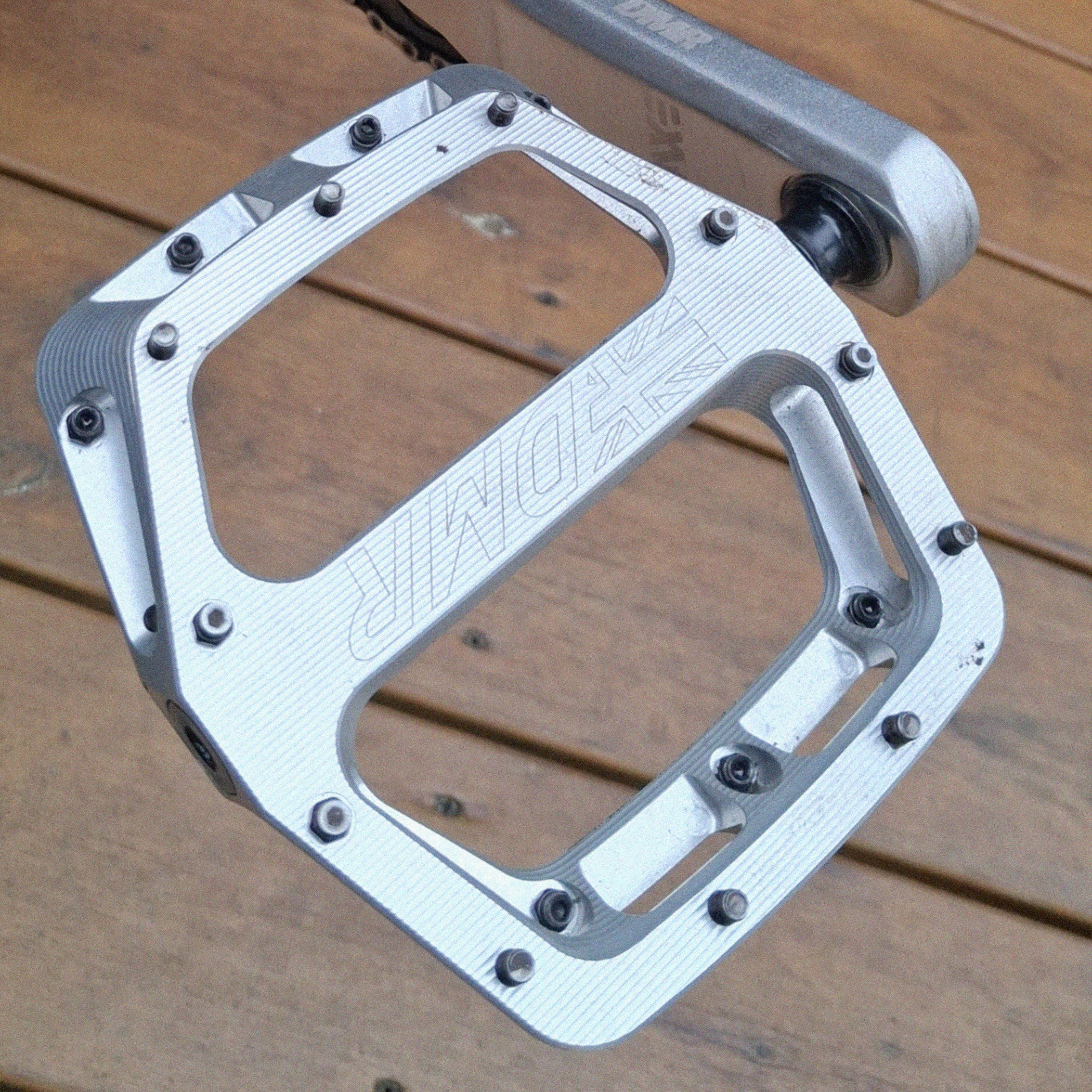 ★希少★ DMR VAULT PEDAL SPECIAL EDITION グレー 一 番 安い車・バイク・自転車 - ☆希少☆ DMR VAULT PEDAL SPECIAL