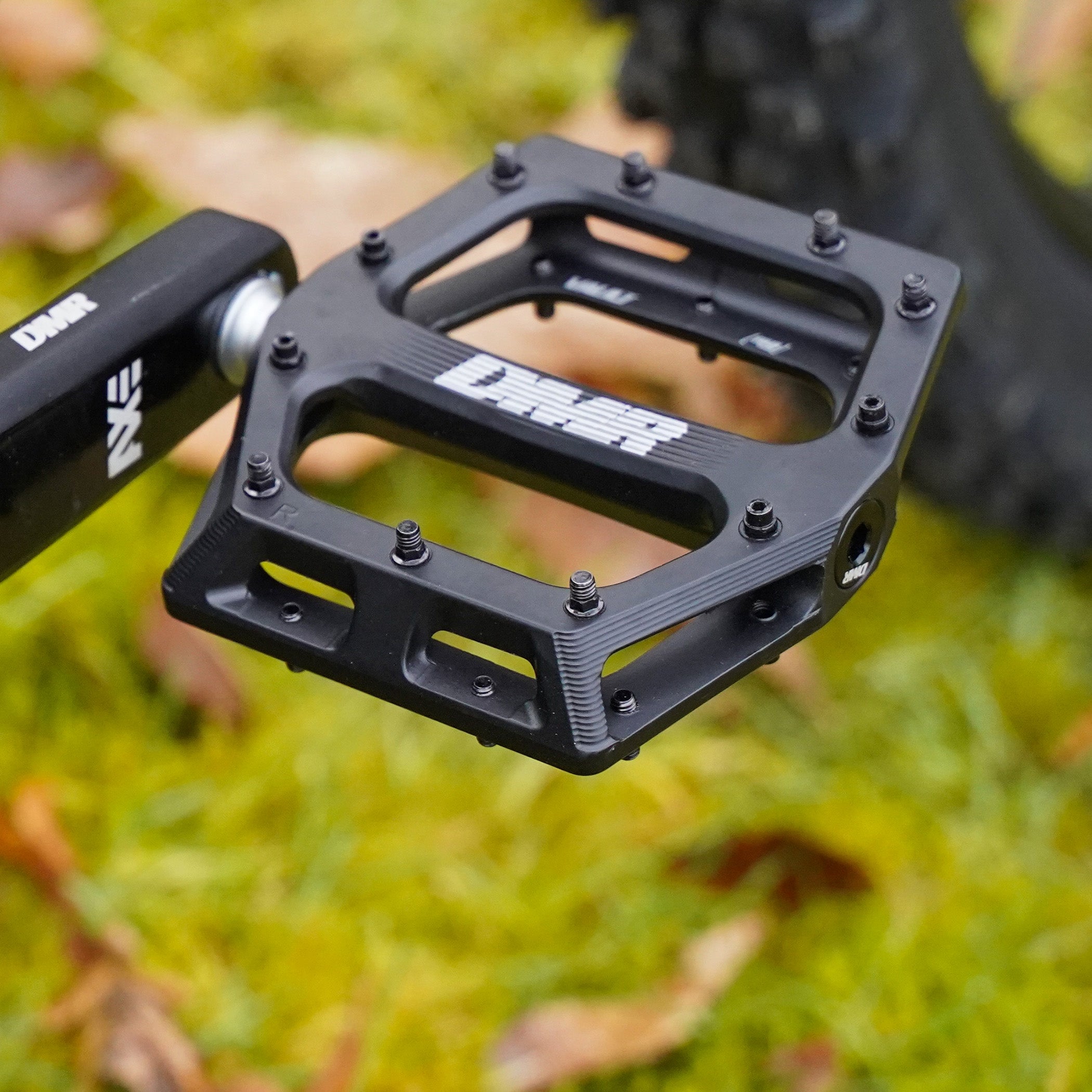 パーツ DMR VAULT DMR Vault Pedals – The Lost Co.