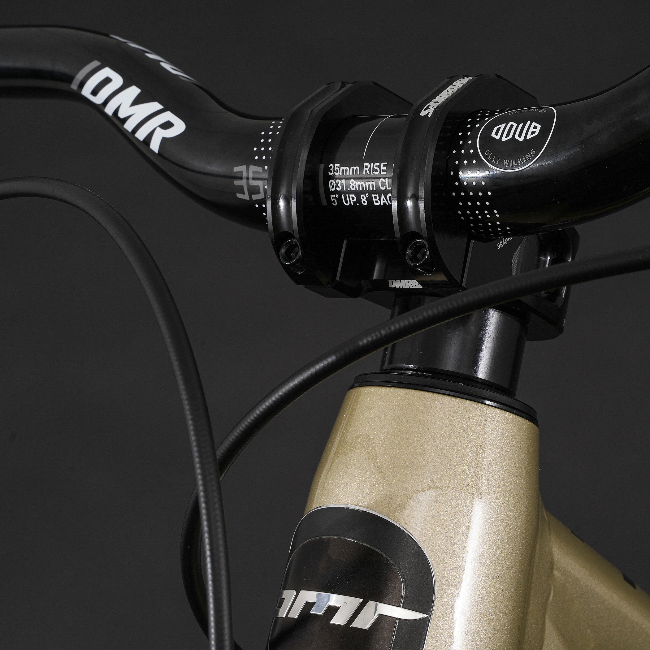 Close-up of the Odub handlebars and Defy stem