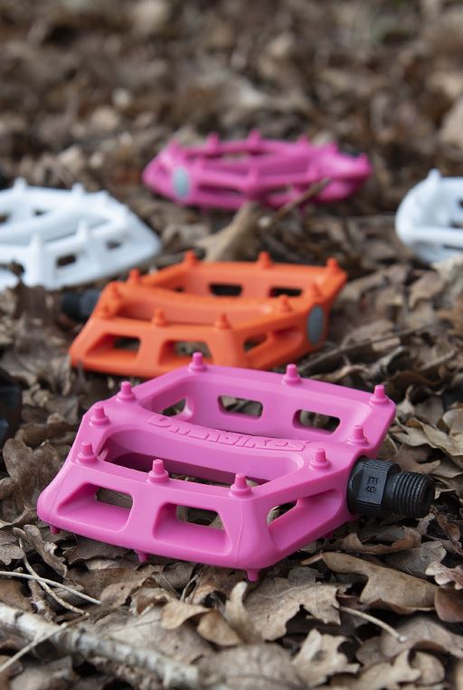 pink mountain bike pedals